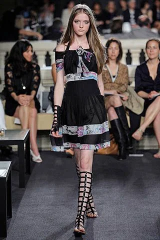 Look 25